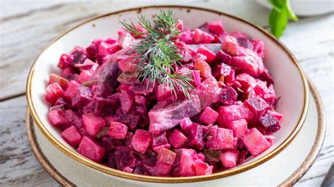 Ilustrácia zberu červenej repy