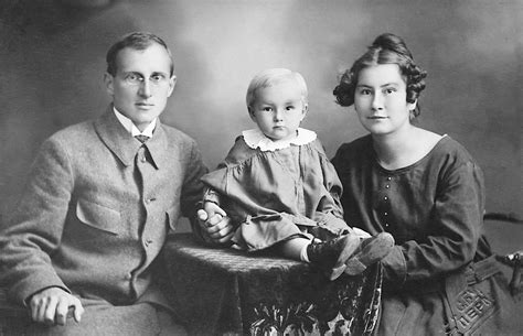 Rodinná fotografia z prvej polovice 20. storočia