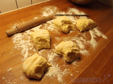 Cesto na múmie rozdelené na časti