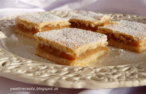 Jablkový koláč na plechu