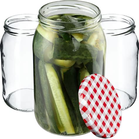 Poháre so zaváranou indickou uhorkou