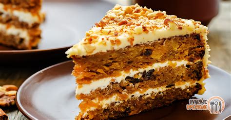 vegánska mrkvová torta s orechami