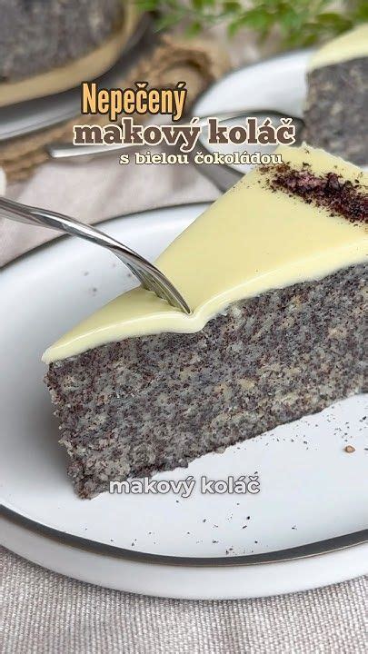 Nepečený makový koláč s ovocím
