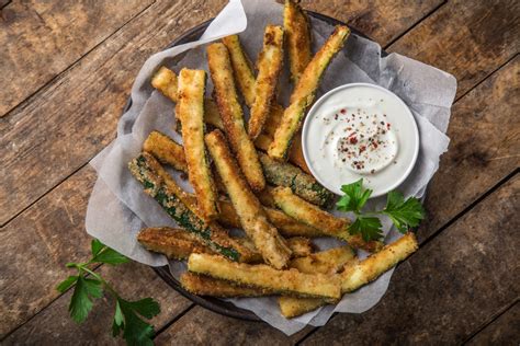 Cuketové hranolky vo fritéze
