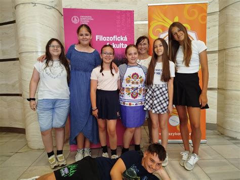 Ilustračná fotografia žiakov súťažiacich v jazykovej súťaži