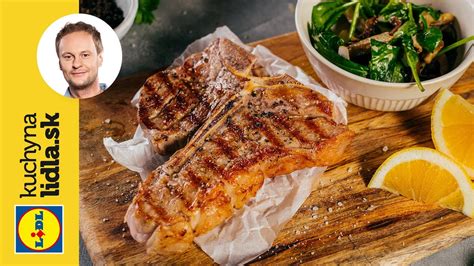 servírovaný teľací steak s prílohami