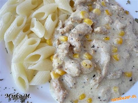 Ingrediencie na kuracie soté s kukuricou, horčicou a kečupom