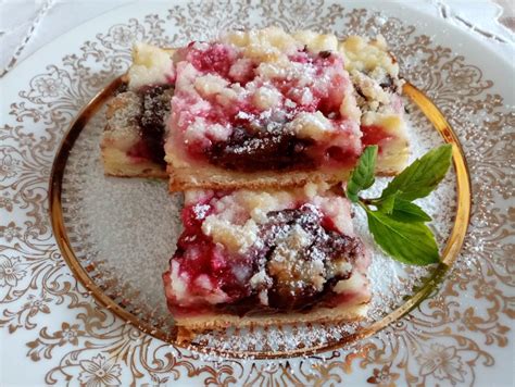 Koláč s tromi rôznymi pudingami