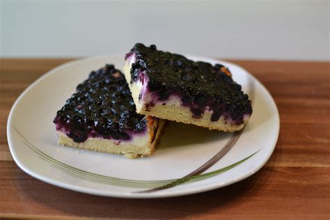 Bezlepkový koláč s čučoriedkami