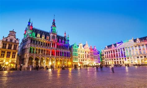 Grand Place v Bruseli v noci
