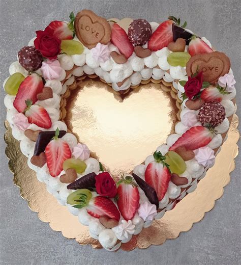 Dekorácie torty v tvare srdca