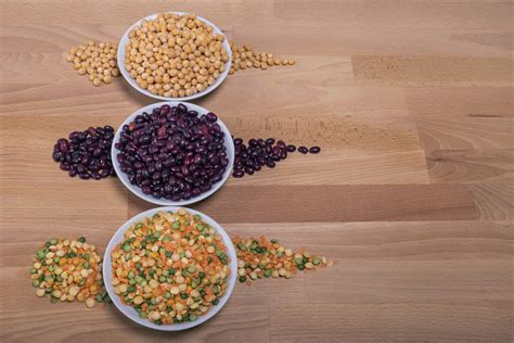 Rôzne druhy kukuričných zŕn