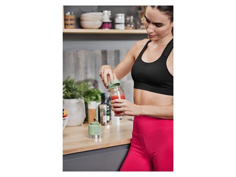 Obrázok ingrediencií na farebné smoothie