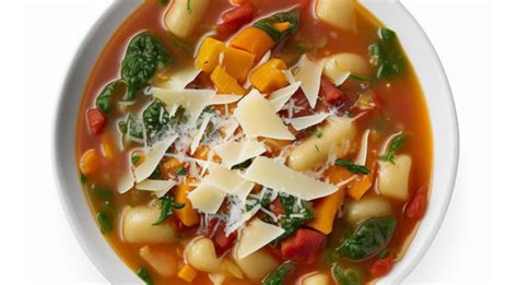 Ingrediencie na polievku minestrone