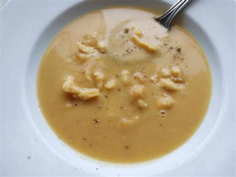 Hrachová polievka so Spišskými párkami