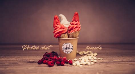 Zmrzlina v pohári so sójovou omáčkou