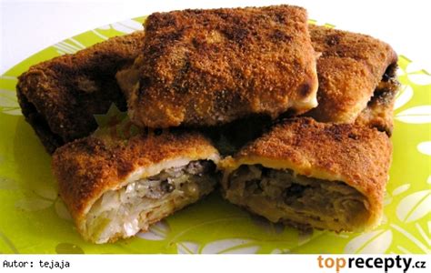 Vyprážané plnené palacinky s hubami