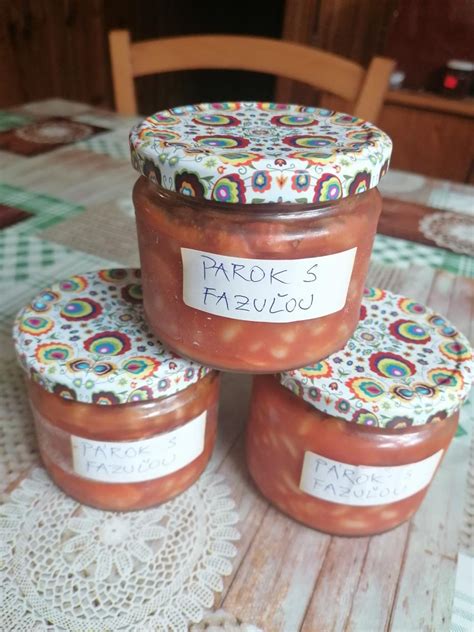 sterilizované poháre s domácim kečupom