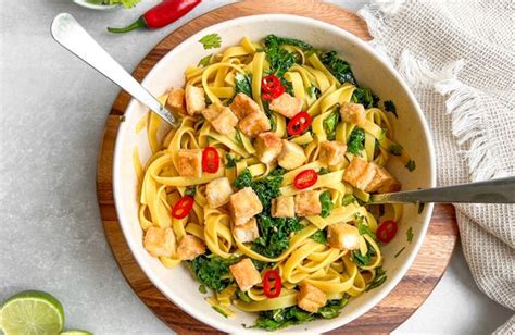 tagliatelle s tofu a zeleninou
