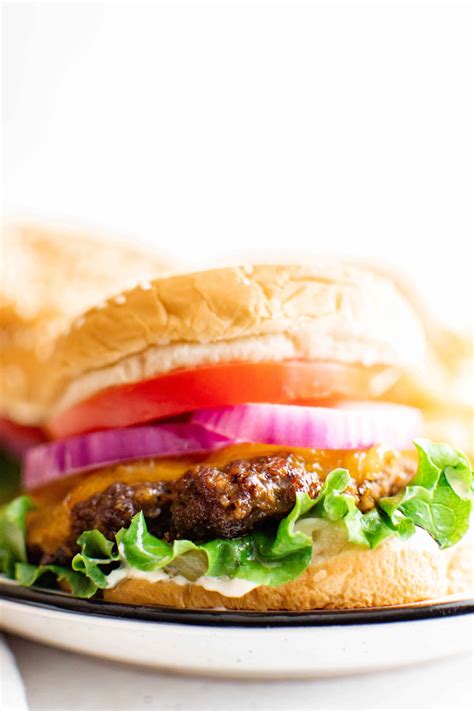 Ingrediencie pre špeciálny hamburger