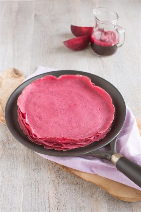 Hotové ružové palacinky z repy