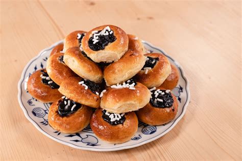 Deti pečúce špaldové koláče