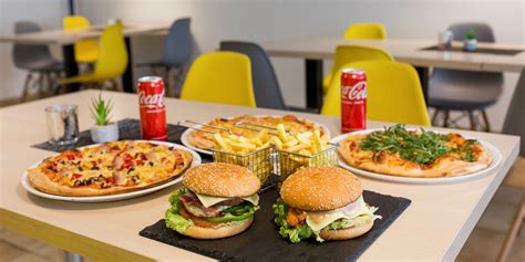 Ilustračná fotografia rôznych druhov pizze