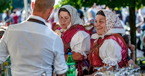 Goralský pár v tradičnom odeve