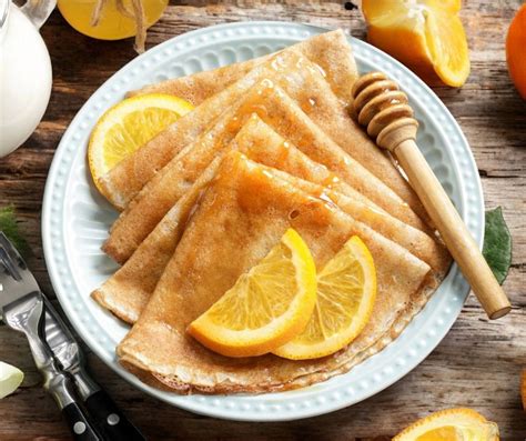 Zloženie cesta na palacinky s kefírom