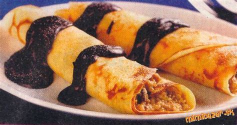 Prekladané palacinky s tvarohovou a orechovou plnkou