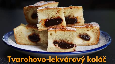 Hotový tvarohovo-lekvárový koláč