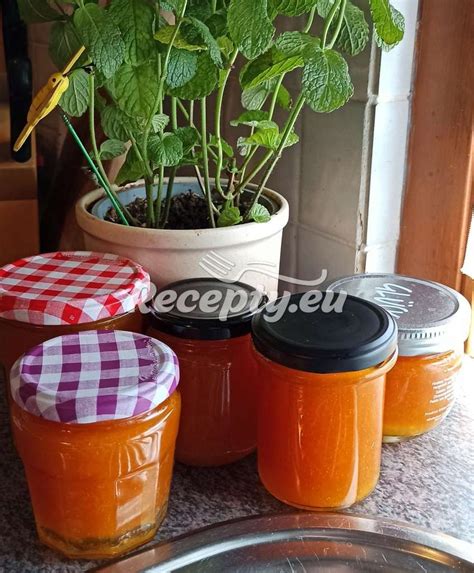 Pomarančová marmeláda s mrkvou