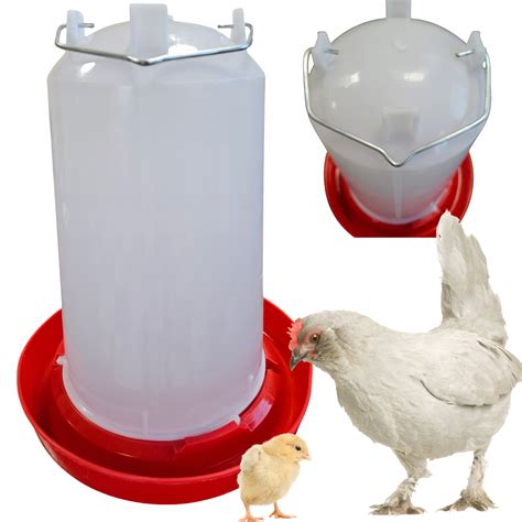 Zabezpečenie čerstvej vody pre hydinu