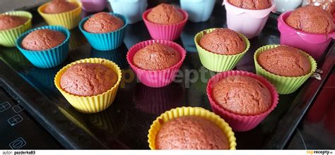 Ingrediencie na jogurtové muffiny