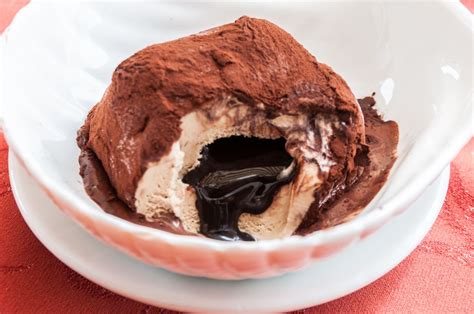 zmrzlina Tartufo z Pizzo