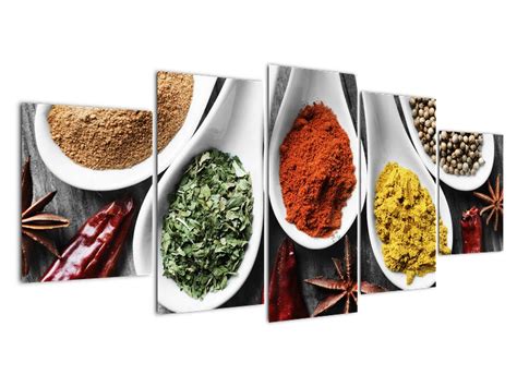 Ilustrácia zmesi štyroch druhov korenia