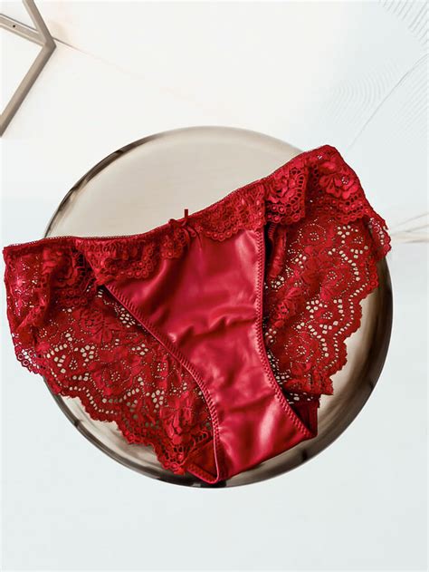 Rôzne materiály spodnej bielizne