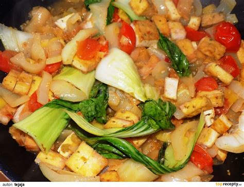 Taniere s lososom, zeleninou a tofu