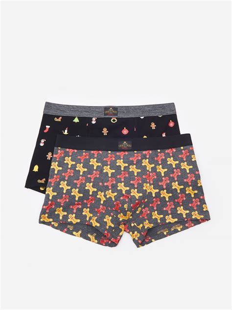 Ilustrácia páru vtipných boxeriek s motívom pizze