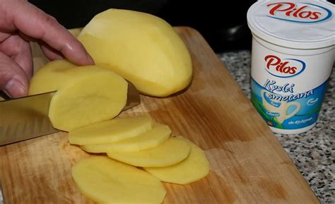 nakrájané zemiaky na kolieska