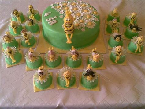 torta s tematikou Včielky Maji