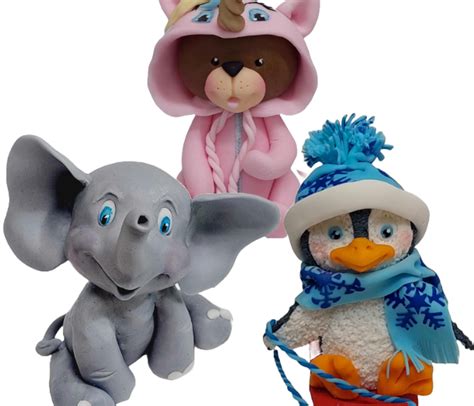 ukážka modelovania postavičiek z fondánu