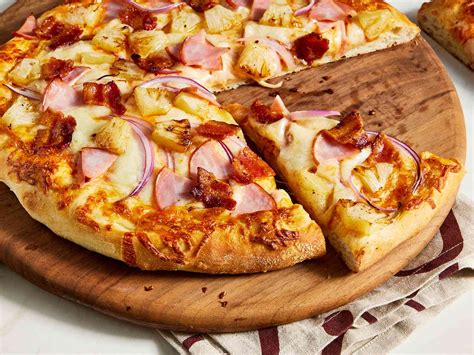 Pizza Hawaii s ananásom a šunkou