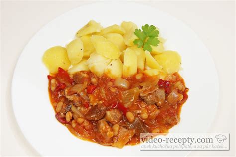 Bravčové soté so zeleninou