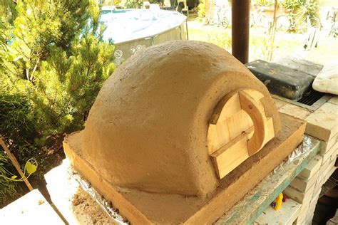 Konštrukcia hlinenej pizza pece