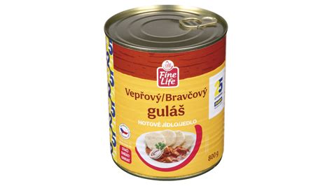 Hotová židovská pečeň v nádobe