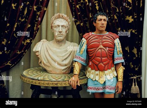Alain Chabat ako Julius Caesar
