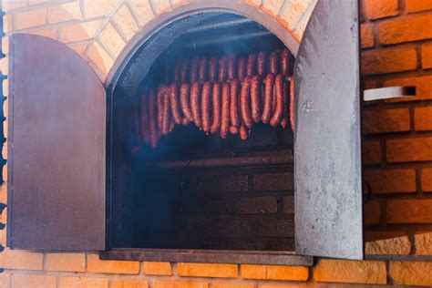 Proces zrenia mäsa - zavesené na hákoch