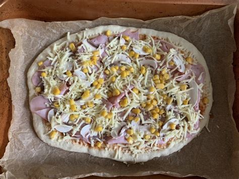 Suroviny na cesto na pizzu