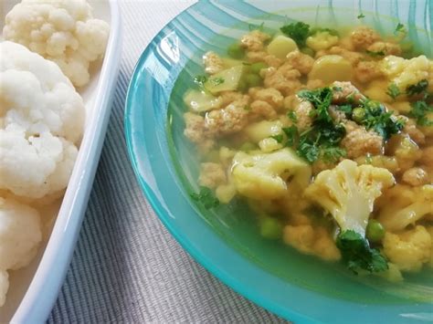 Ingrediencie na karfiolovú polievku s haluškami